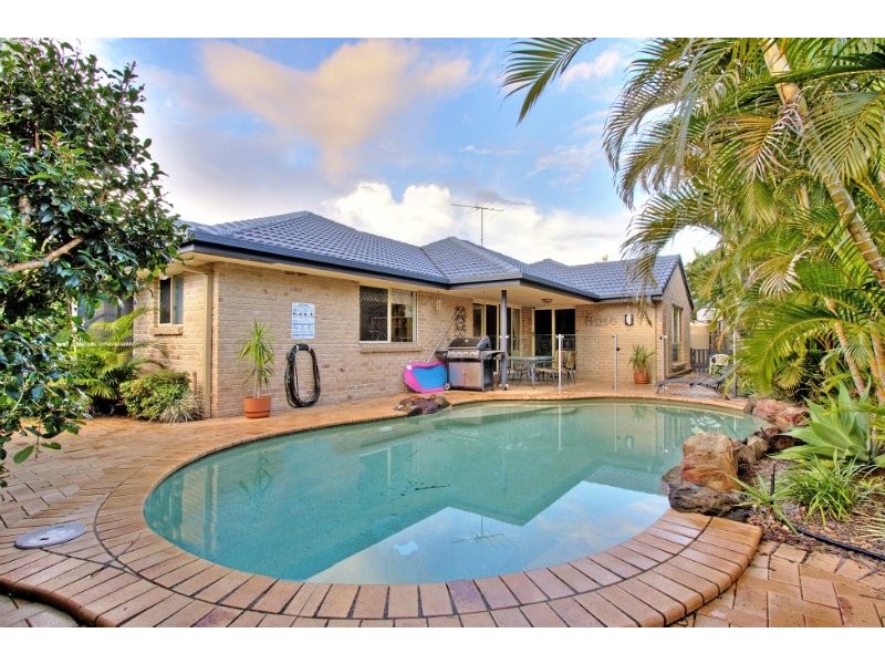 37 Oak Street, Shailer Park QLD 4128