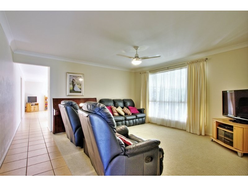 8 Turnock Court, Underwood QLD 4119