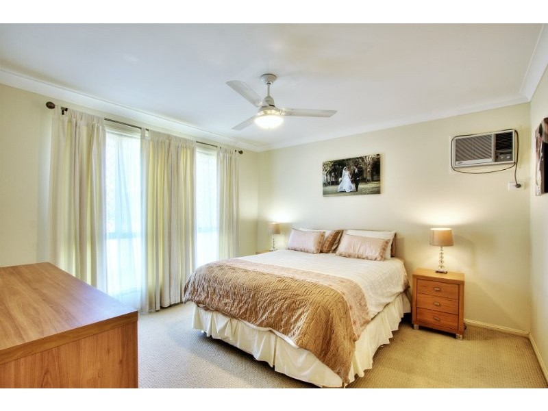 8 Turnock Court, Underwood QLD 4119