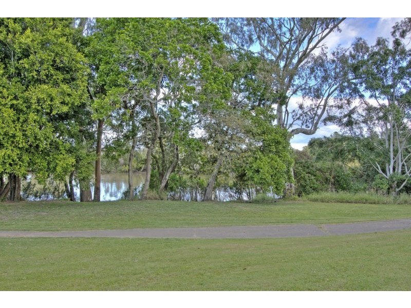 12 Riviera Court, Cornubia QLD 4130