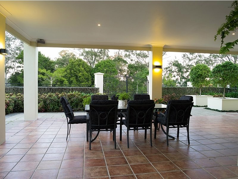 12 Riviera Court, Cornubia QLD 4130