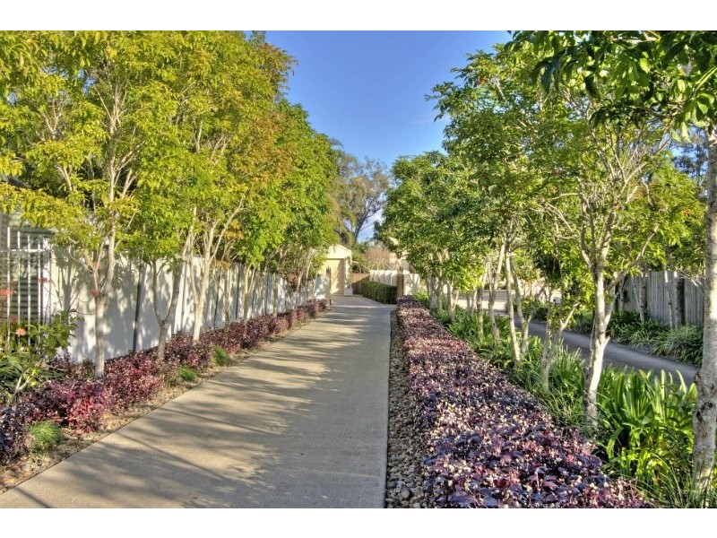 12 Riviera Court, Cornubia QLD 4130