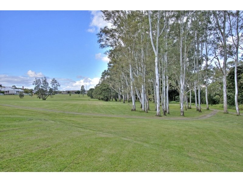 12 Riviera Court, Cornubia QLD 4130