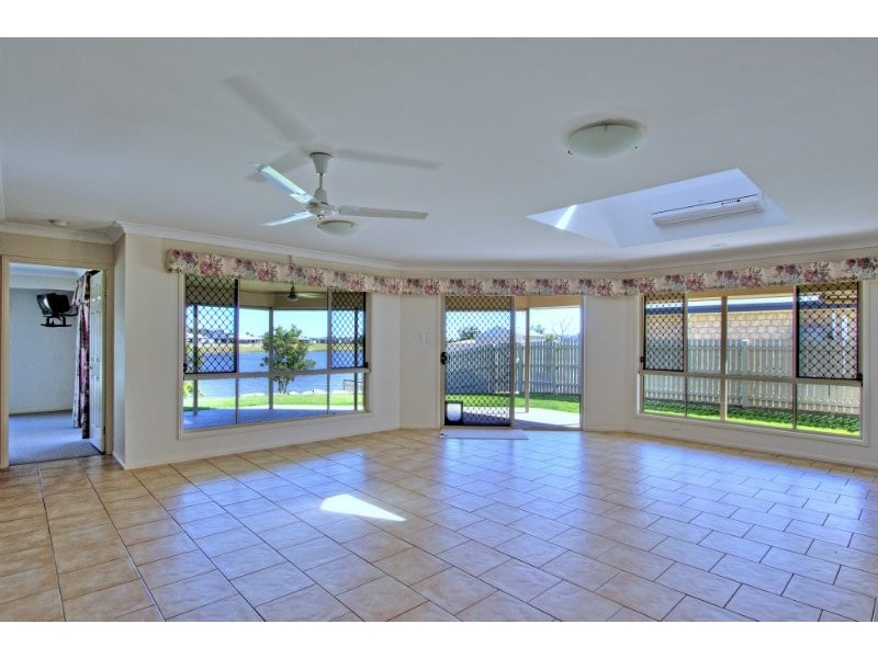 42 Lake Breeze Drive, Loganholme QLD 4129