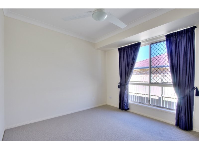 42 Lake Breeze Drive, Loganholme QLD 4129