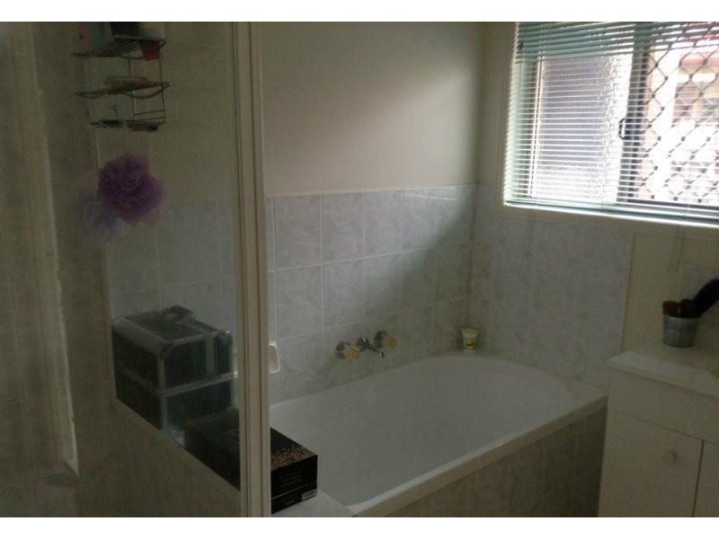 24 Lamington Place, Loganholme QLD 4129