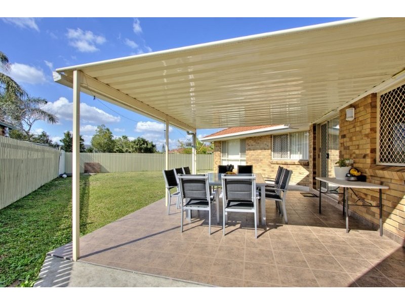 72 Tansey Drive, Tanah Merah QLD 4128