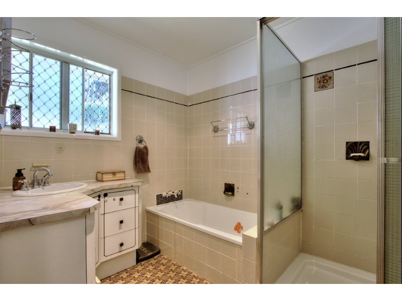 62 Sewell Road, Tanah Merah QLD 4128