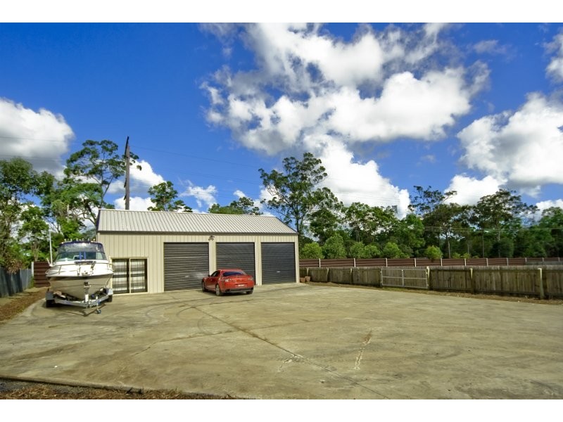 16 Hayley Street, Cornubia QLD 4130