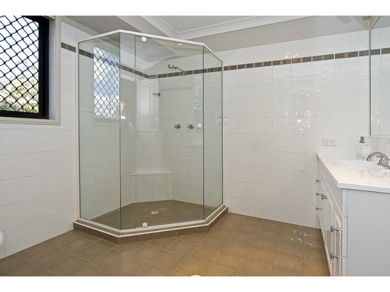 16 Hayley Street, Cornubia QLD 4130