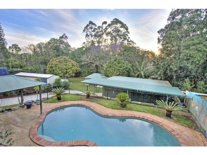 17 Conifer Street, Daisy Hill QLD 4127