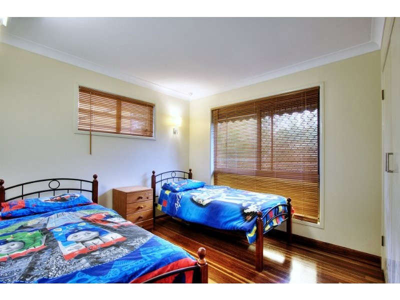 17 Conifer Street, Daisy Hill QLD 4127