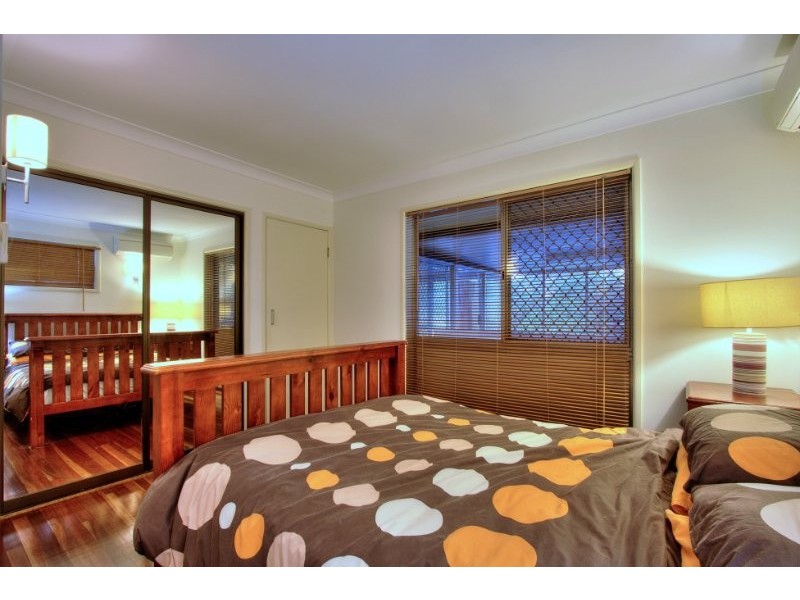 17 Conifer Street, Daisy Hill QLD 4127
