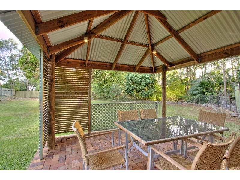 17 Conifer Street, Daisy Hill QLD 4127