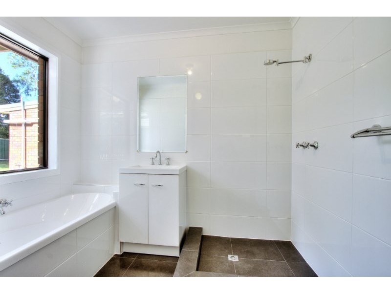 20 Burgallby Road, Springwood QLD 4127