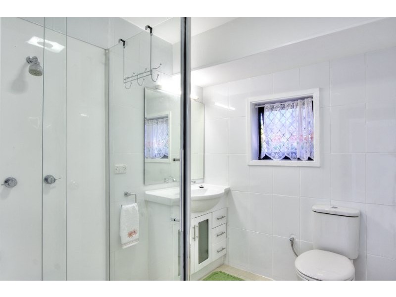 8 Francis Road, Shailer Park QLD 4128