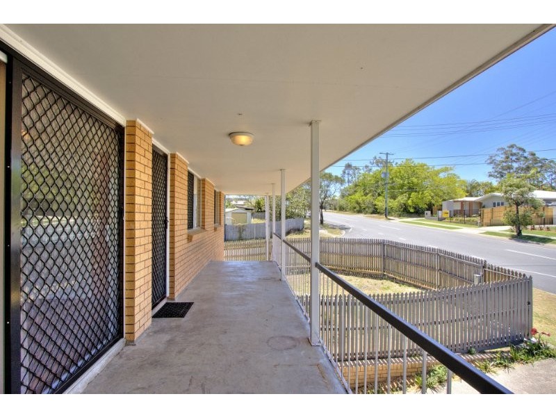 8 Francis Road, Shailer Park QLD 4128