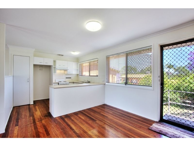 8 Francis Road, Shailer Park QLD 4128