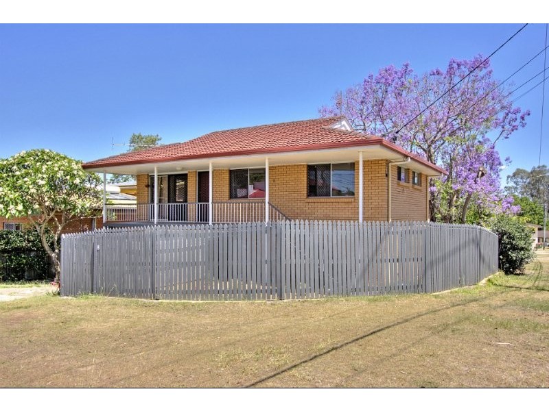 8 Francis Road, Shailer Park QLD 4128