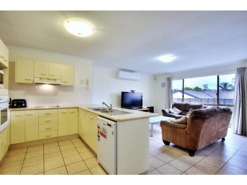 21/8 John Paul Drive, Daisy Hill QLD 4127