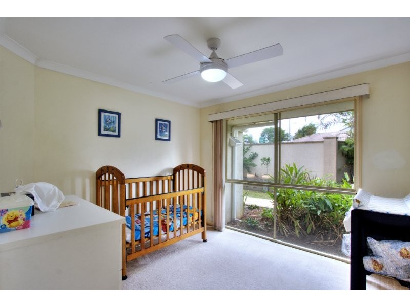 21/8 John Paul Drive, Daisy Hill QLD 4127