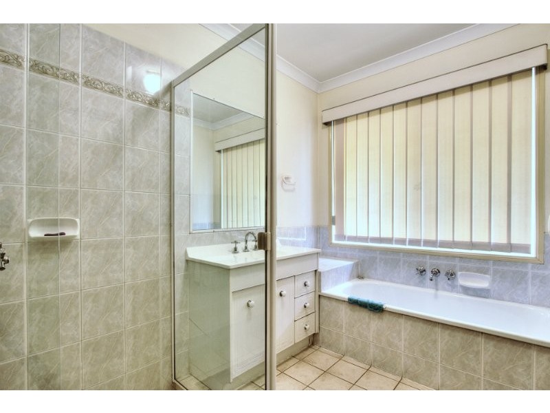 21/8 John Paul Drive, Daisy Hill QLD 4127