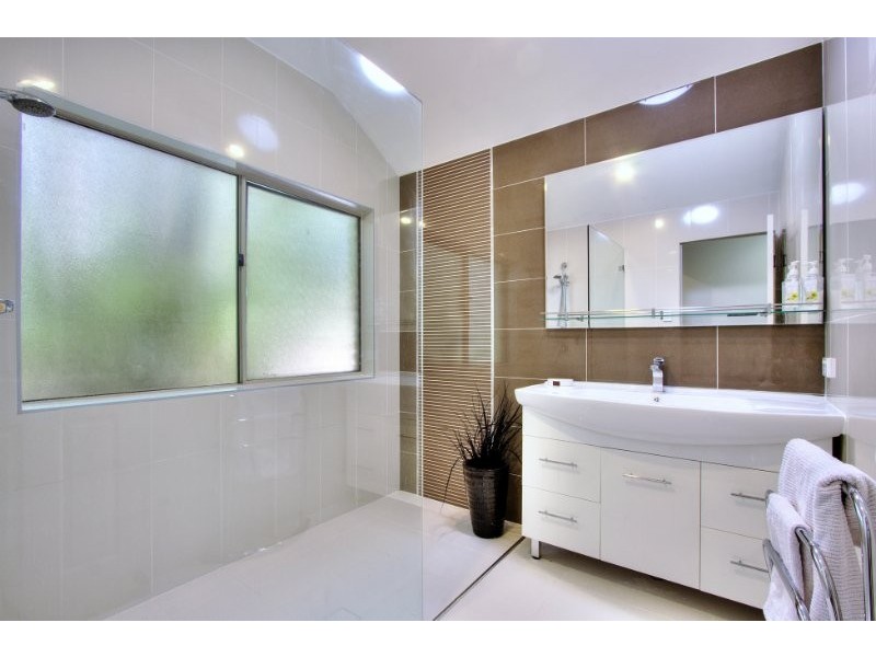 1 Cooberrie Street, Cornubia QLD 4130