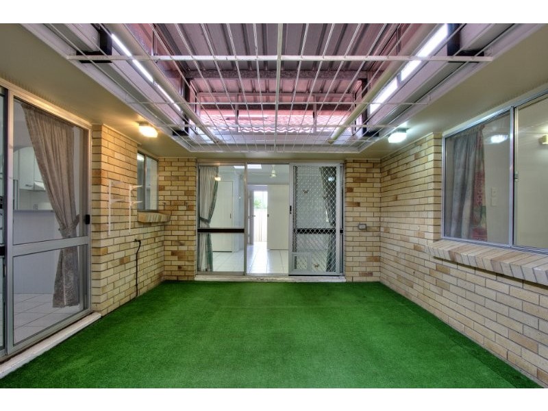 3 Batman Crescent, Springwood QLD 4127