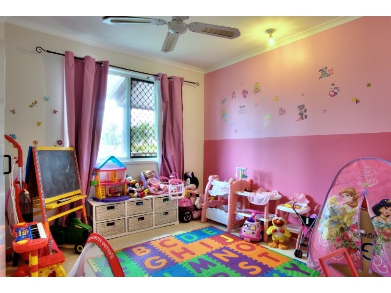 4 Clarendon Street, Loganholme QLD 4129