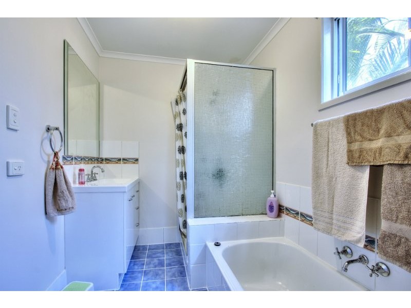 4 Clarendon Street, Loganholme QLD 4129