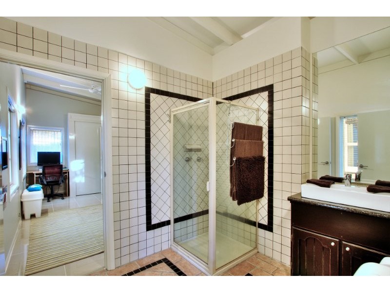 3 Christine Court, Shailer Park QLD 4128