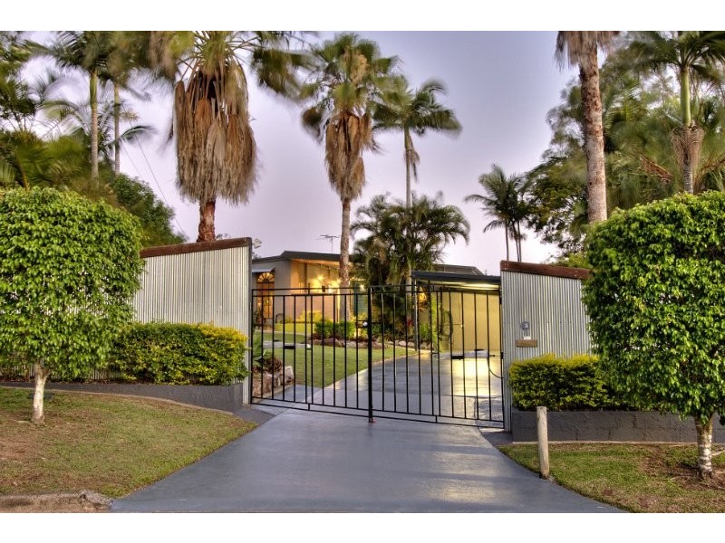 3 Christine Court, Shailer Park QLD 4128