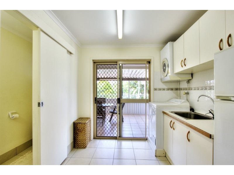 4 Paraburdoo Crescent, Shailer Park QLD 4128