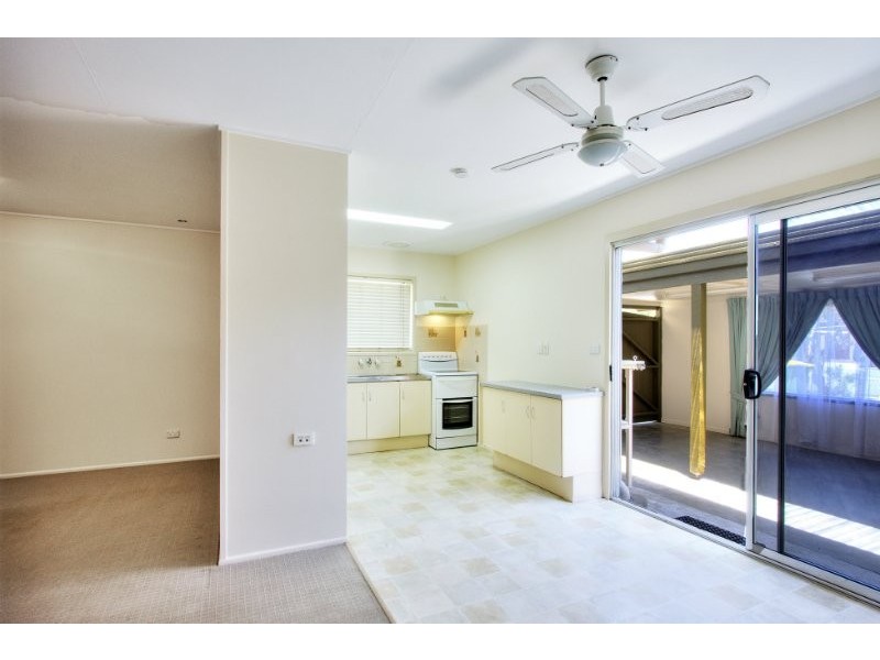 15 windsor  street, Slacks Creek QLD 4127