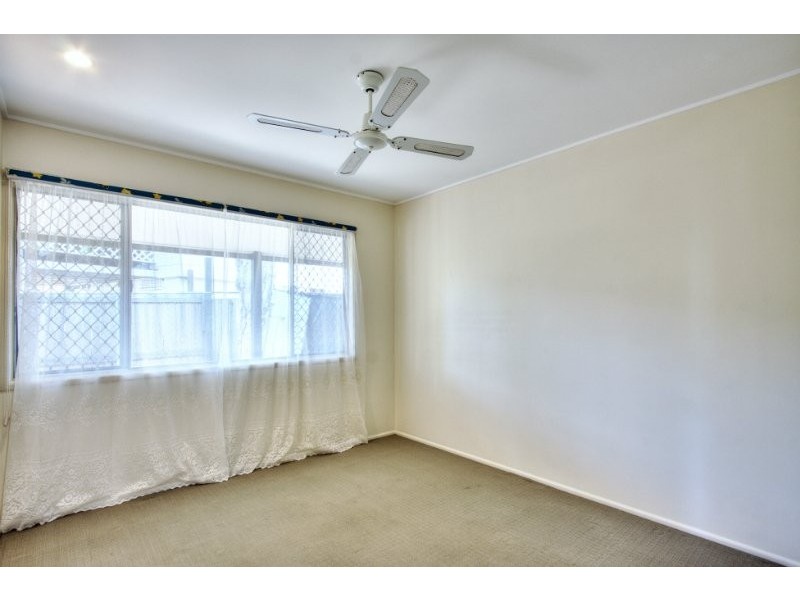 15 windsor  street, Slacks Creek QLD 4127