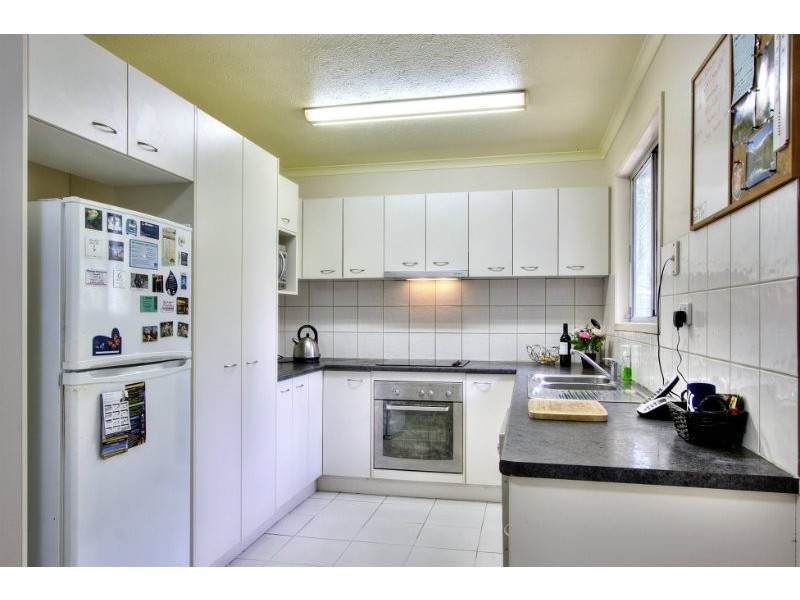 39 Darren Drive, Slacks Creek QLD 4127