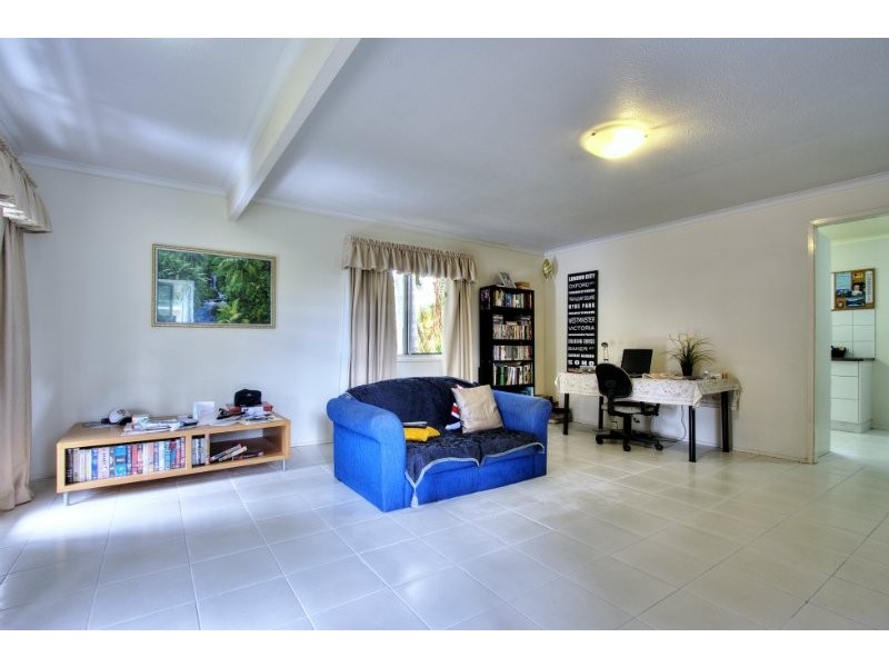 39 Darren Drive, Slacks Creek QLD 4127
