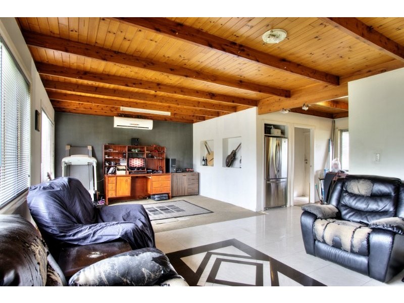 56 Daisy hill Road, Daisy Hill QLD 4127