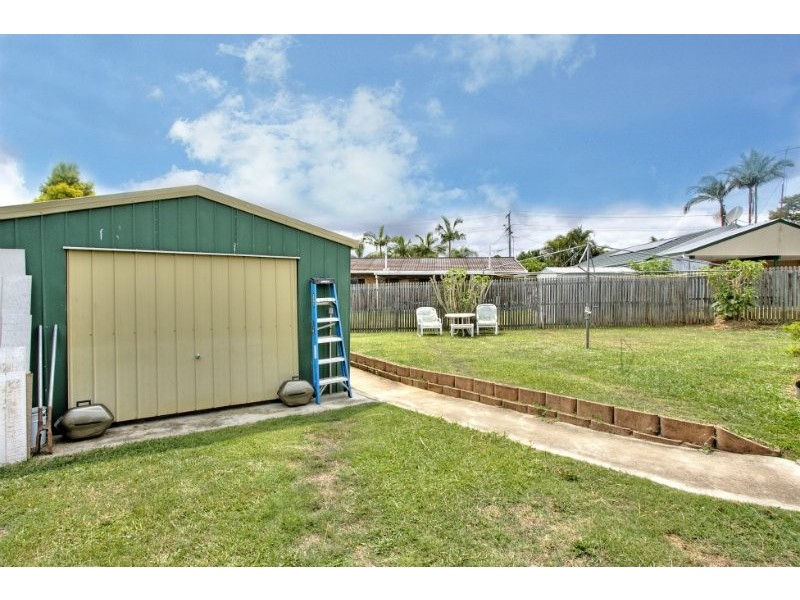 3 Lobelia Avenue, Daisy Hill QLD 4127