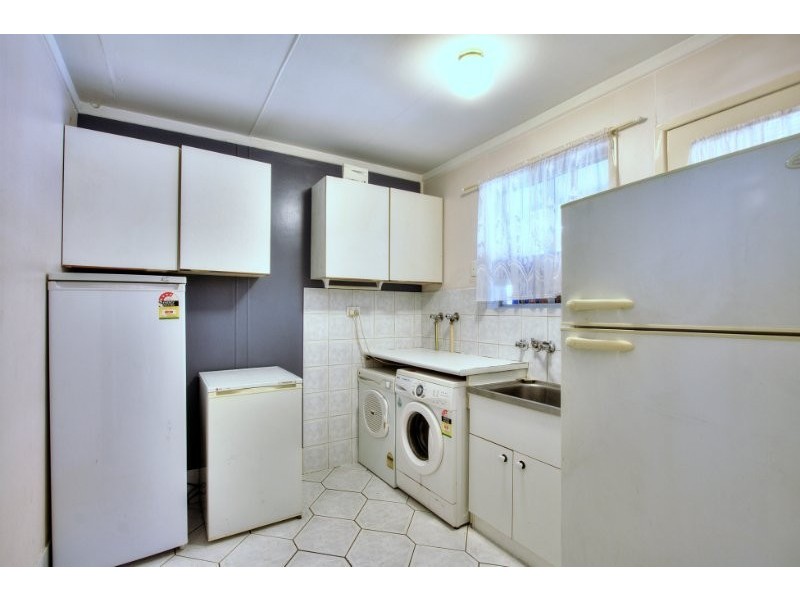 3 Lobelia Avenue, Daisy Hill QLD 4127