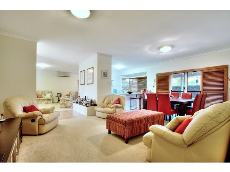 16/8 John Paul Drive, Daisy Hill QLD 4127