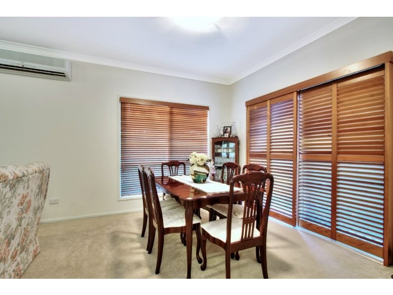 16/8 John Paul Drive, Daisy Hill QLD 4127