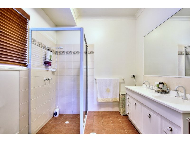 16/8 John Paul Drive, Daisy Hill QLD 4127