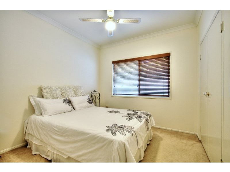 16/8 John Paul Drive, Daisy Hill QLD 4127