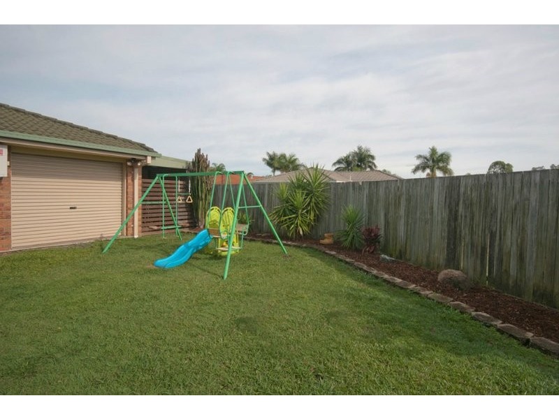 4 Bandar Court, Tanah Merah QLD 4128