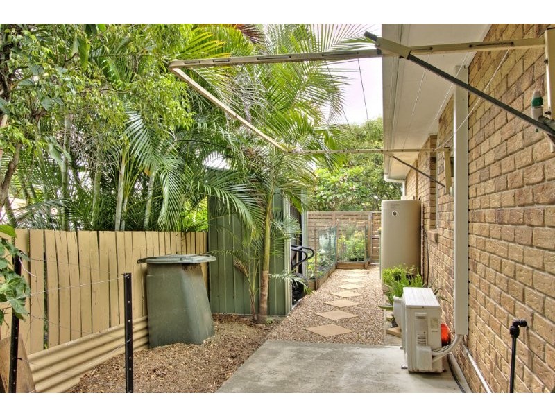 64 Copperfield Drive, Eagleby QLD 4207