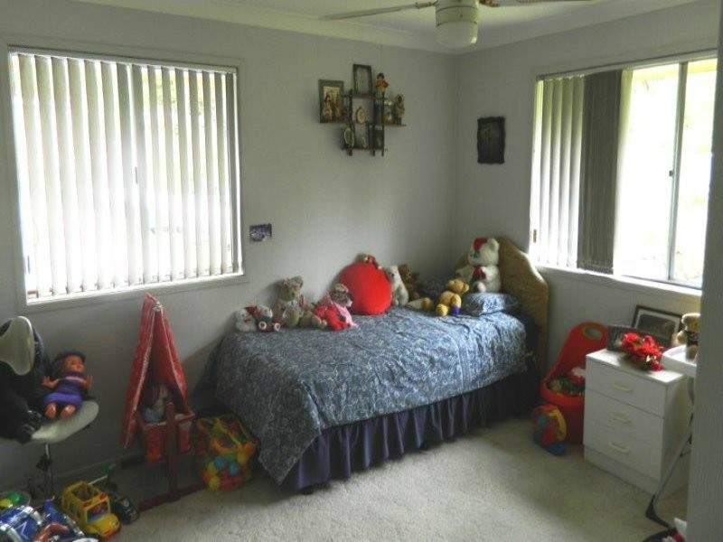42 Crest Street, Beenleigh QLD 4207