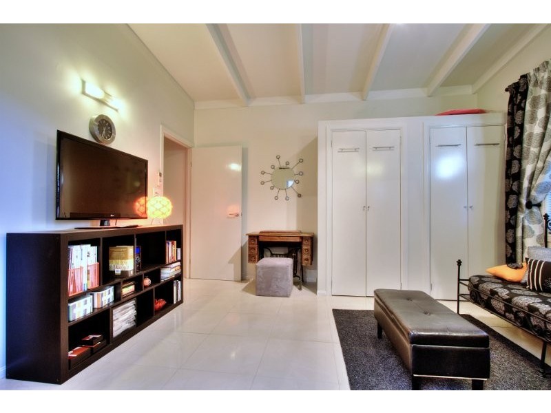 3 Christine Court, Shailer Park QLD 4128