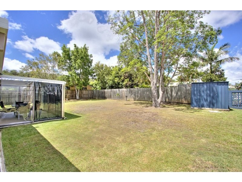 4 Merchant Court, Springwood QLD 4127