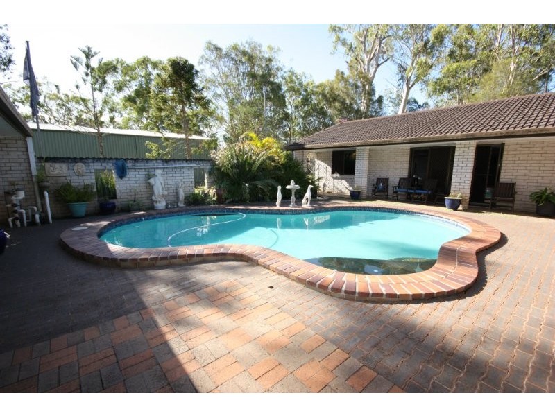 229 Teviot Road, Carbrook QLD 4130